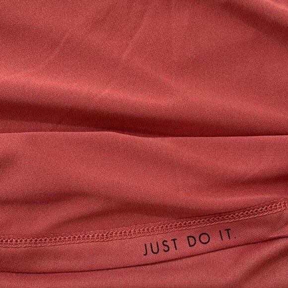NWT Nike Running Swoosh Women's Short Sleeve T-Shirts Canyon Rust Size S-XL - Picture 5 of 8
